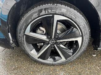 Opel Astra Sports Tourer GS 1.2 (96kW) Pano picture 9