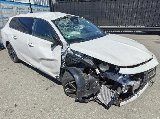 Unfallwagen Opel Astra Sports Tourer GS. 1.2 Turbo (96 kW/130 PS) AT-8 Start/Stop 2024/10