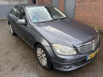 Mercedes C-klasse 200 CDI BlueEFFICIENCY picture 2