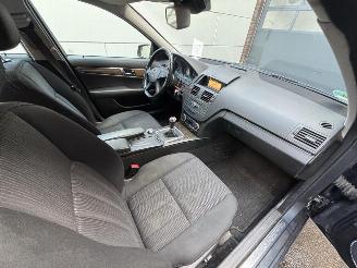Mercedes C-klasse 200 CDI BlueEFFICIENCY picture 14