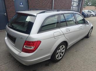 Mercedes C-klasse 200 C 200 T CDI BlueEfficiency picture 3