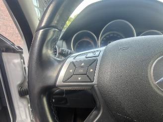 Mercedes C-klasse 200 C 200 T CDI BlueEfficiency picture 11
