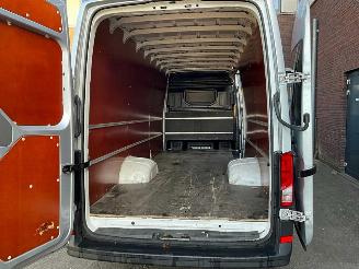 Volkswagen Crafter 35 2.0 TDI L5H4 Trendline picture 4