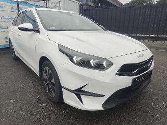 Kia Ceed Attract 1.5t AUT NAV picture 2