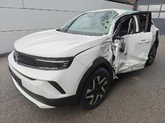krockskadad bil auto Opel Mokka-E Edition 2026/2
