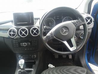 Mercedes B-klasse B-200 picture 7