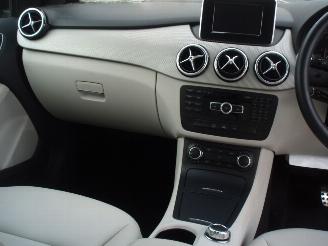 Mercedes B-klasse B 180 picture 8