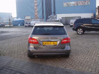 Mercedes B-klasse B-180 BLUEE picture 4