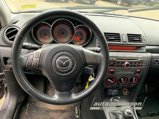 Mazda 3 3 Sport (BK), Hatchback, 2003 / 2009 1.6i 16V picture 9
