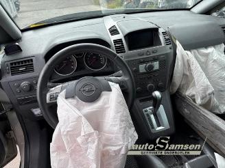 Opel Zafira Zafira (M75), MPV, 2005 / 2015 2.2 16V Direct Ecotec picture 7