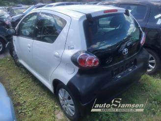 Uttjänta bilar auto Toyota Aygo Aygo (B10), Hatchback, 2005 / 2014 1.0 12V VVT-i 2009/10