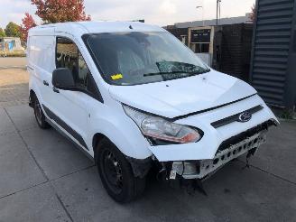 Voiture accidenté Ford Transit Connect  2014/11