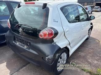 Toyota Aygo Aygo (B10), Hatchback, 2005 / 2014 1.0 12V VVT-i picture 13