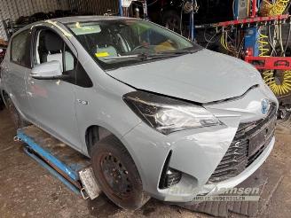 Toyota Yaris Yaris III (P13), Hatchback, 2010 / 2020 1.5 16V Hybrid picture 3