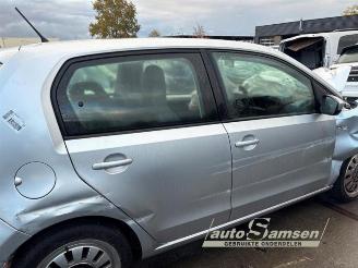 Volkswagen Up! Up! (121), Hatchback, 2011 1.0 12V 75 picture 6