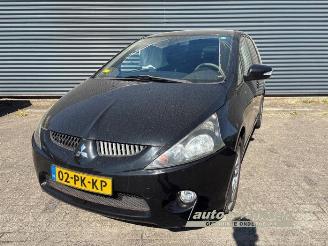 Coche siniestrado Mitsubishi Grandis Grandis (NA), MPV, 2004 / 2010 2.4 16V MIVEC 2004/8