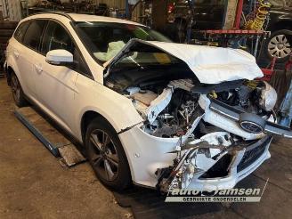 Salvage car Ford Focus Focus 3 Wagon, Combi, 2010 / 2020 1.0 Ti-VCT EcoBoost 12V 125 2014/10