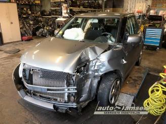 Suzuki Swift Swift (ZA/ZC/ZD1/2/3/9), Hatchback, 2005 / 2011 1.3 VVT 16V picture 2