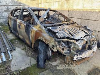 Coche siniestrado Suzuki Swace Swace, Combi 5-drs, 2020 1.8 16V Hybrid 2020/12