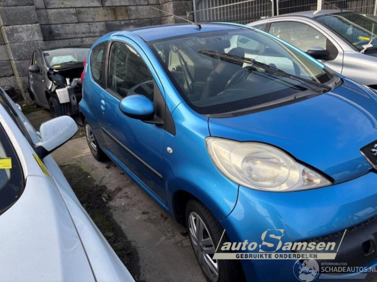 Peugeot 107 107, Hatchback, 2005 / 2014 1.0 12V