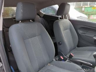 Ford Fiesta  picture 6