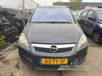 Opel Zafira Zafira (M75), MPV, 2005 / 2015 2.2 16V Direct Ecotec picture 2
