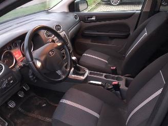 Ford Focus  picture 7