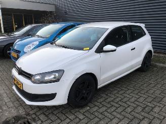 Schadeauto Volkswagen Polo  2010/6