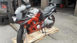 Coche siniestrado Honda e-  1998/9