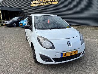 krockskadad bil auto Renault Twingo  2011/1
