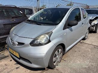 Coche siniestrado Toyota Aygo Aygo (B10), Hatchback, 2005 / 2014 1.0 12V VVT-i 2008/3