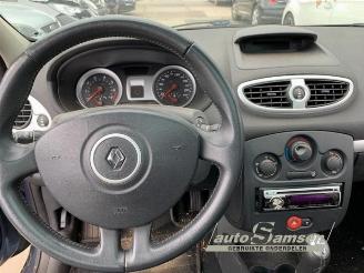 Renault Clio Clio III (BR/CR), Hatchback, 2005 / 2014 1.2 16V 75 picture 8