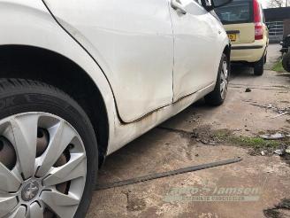 Peugeot 108 108, Hatchback, 2014 1.0 12V VVT-i picture 19