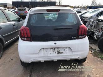 Peugeot 108 108, Hatchback, 2014 1.0 12V VVT-i picture 3