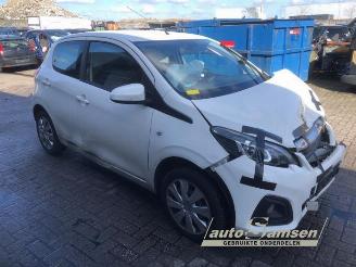 Peugeot 108 108, Hatchback, 2014 1.0 12V VVT-i picture 10