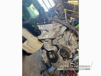 Peugeot 108 108, Hatchback, 2014 1.0 12V VVT-i picture 14