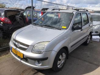 krockskadad bil auto Suzuki Ignis Airco - New Ignis (MH) Hatchback 5-drs 2003 / 2007 - 1.3 16V Hatchback 4Dr Benzine 1.328cc 69kW (94pk) FWD 2003-09/2007-12 (MHX51) M13AVVT 2004/2