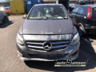 Mercedes B-klasse B (W246/W242), Hatchback, 2011 / 2018 1.6 B-180 BlueEFFICIENCY Turbo 16V picture 2