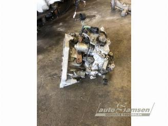 Toyota Yaris Yaris II (P9), Hatchback, 2005 / 2014 1.3 16V VVT-i picture 13