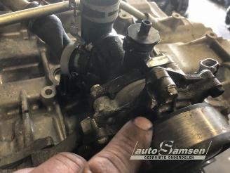 Toyota Yaris Yaris II (P9), Hatchback, 2005 / 2014 1.33 16V Dual VVT-I picture 31