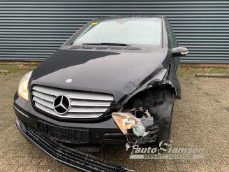 Salvage car Mercedes B-klasse B (W245), Hatchback, 2005 / 2011 1.7 B-170 16V 2005/12