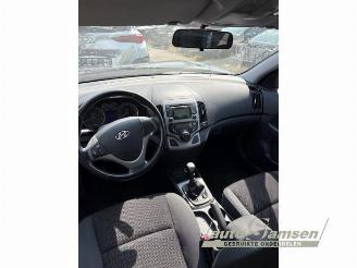 Hyundai I-30 i30 Crosswagon (WWH), Combi, 2007 / 2012 1.4 CVVT 16V picture 8