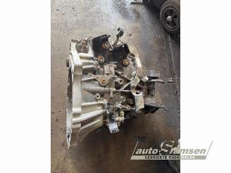 Toyota C-HR C-HR (X1,X5), SUV, 2016 1.2 16V Turbo picture 15