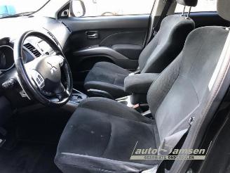 Mitsubishi Outlander Outlander (CW), SUV, 2006 / 2012 2.4 16V Mivec 4x4 picture 8