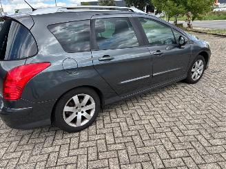 Peugeot 308  picture 3