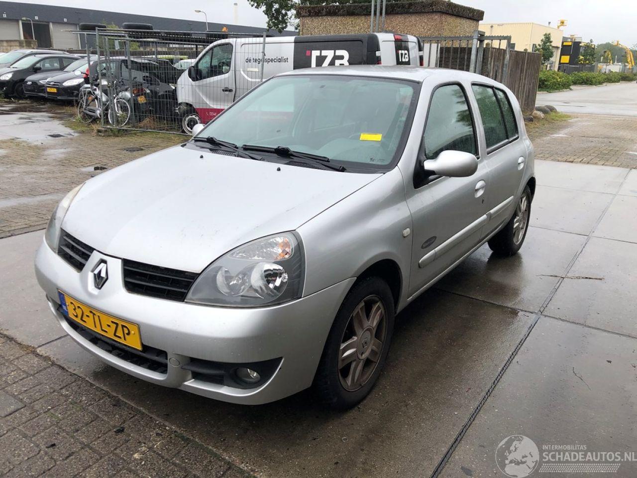 Renault Clio 