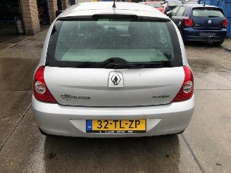 Renault Clio  picture 6