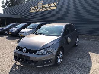 Schadeauto Volkswagen Golf Golf VII (AUA) Hatchback 2015 - 1.2 TSI 16V Hatchback  Benzine 1 197cc 77kW (105pk) FWD 2012-11/2020-08  CJZA 2015/1