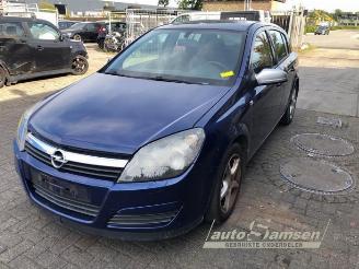 Dezmembrări autoturisme Opel Astra Astra H (L48), Hatchback 5-drs, 2004 / 2010 1.6 16V Twinport 2004/7