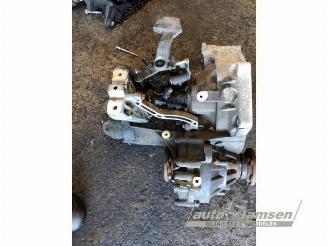 Seat Leon Leon (1P1), Hatchback 5-drs, 2005 / 2013 2.0 FSI 16V picture 14